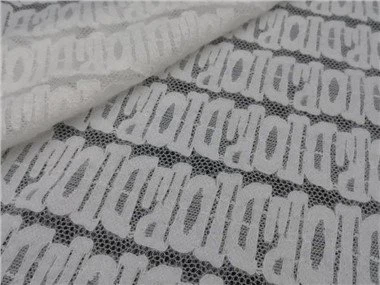 ผ้าลูกไม้หนา